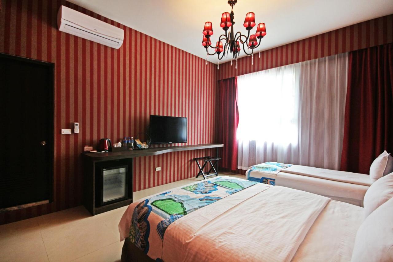 Fun Trip - Little Castle & Oscar B&B Taitung Exterior photo