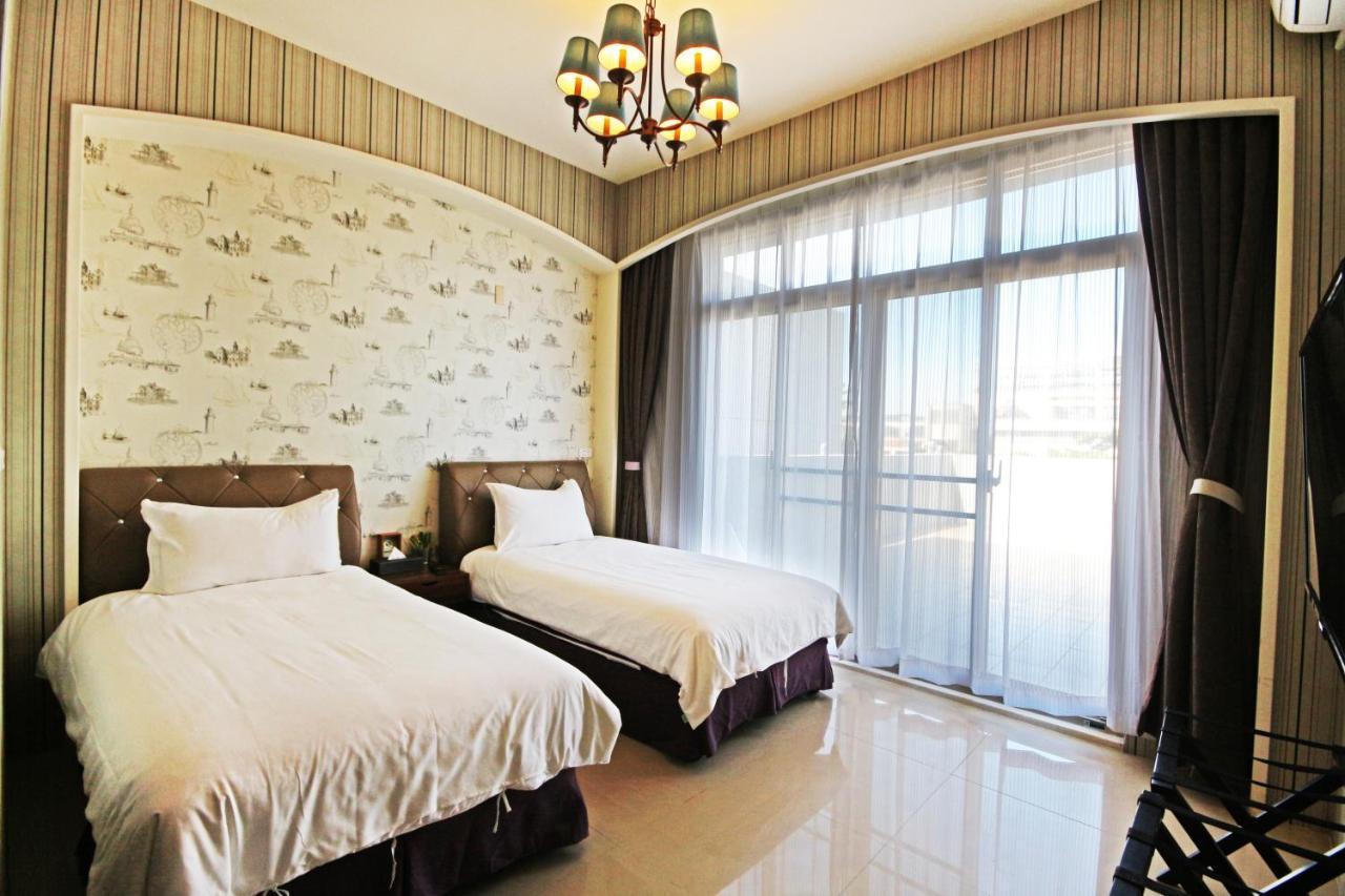 Fun Trip - Little Castle & Oscar B&B Taitung Exterior photo